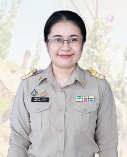 2. นางสาวโสมสุภางค์ ผาเนตร